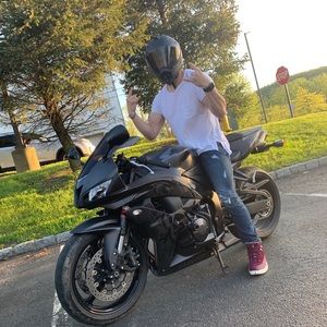 Meet your Posher, Ethan